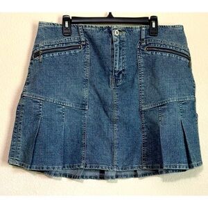 Baccinia Skirt - Women’s Blue Denim, Mini with, Pleats. 2 Pockets. Size 12